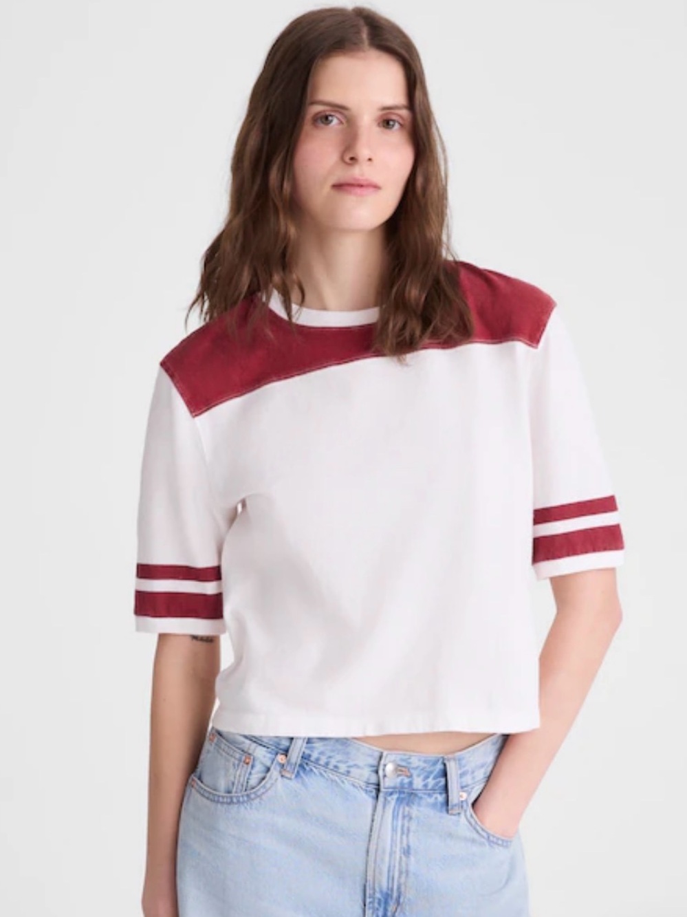 Madewell Relaxed Varsity Tee in Vintage Jersey Red Size Small NWT - Picture 2 of 6